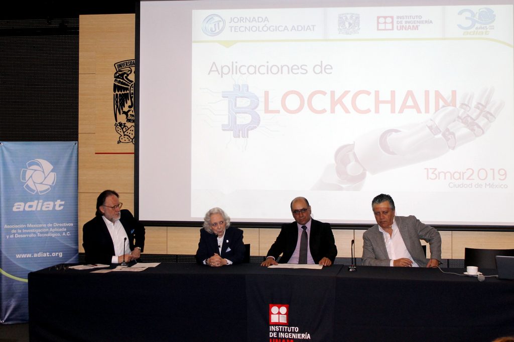 Mtra. Rocío Cassaigne Hernández, Directora General de ADIAT.
Inauguración de la Jornada Tecnológica ADIAT "Aplicaciones de Blockchain"